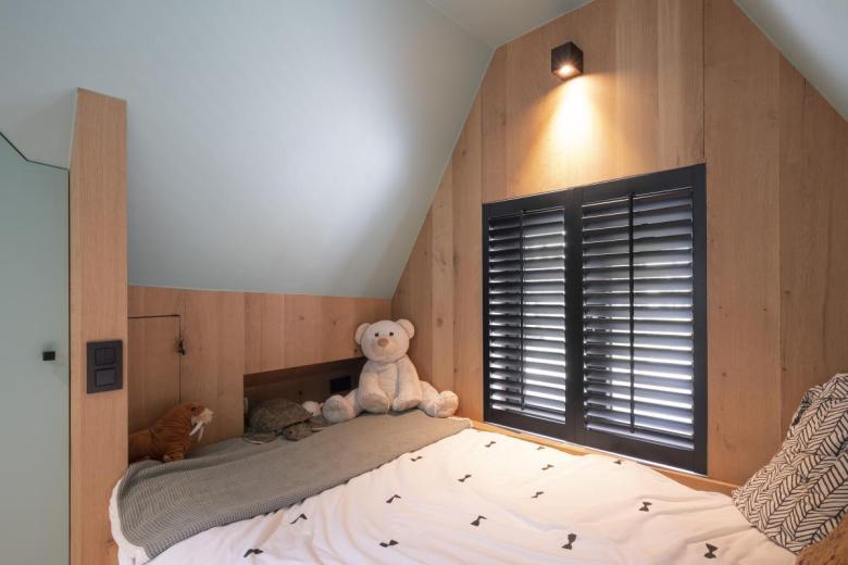 Duurzame houten shutters JASNO Duurzame houten shutters JASNO