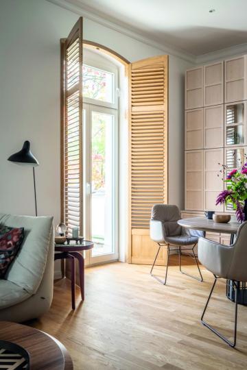 Houten shutters van JASNO voor een natuurlijke look Houten shutters van JASNO voor een natuurlijke look